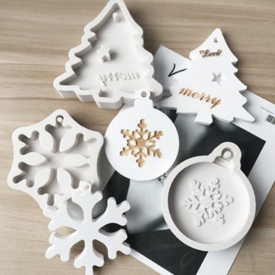 DIY baking tools 4 kinds of hanging holes snowflakes Christmas leaves Christmas tree Fondant cake silicone mold