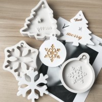 DIY baking tools 4 kinds of hanging holes snowflakes Christmas leaves Christmas tree Fondant cake silicone mold